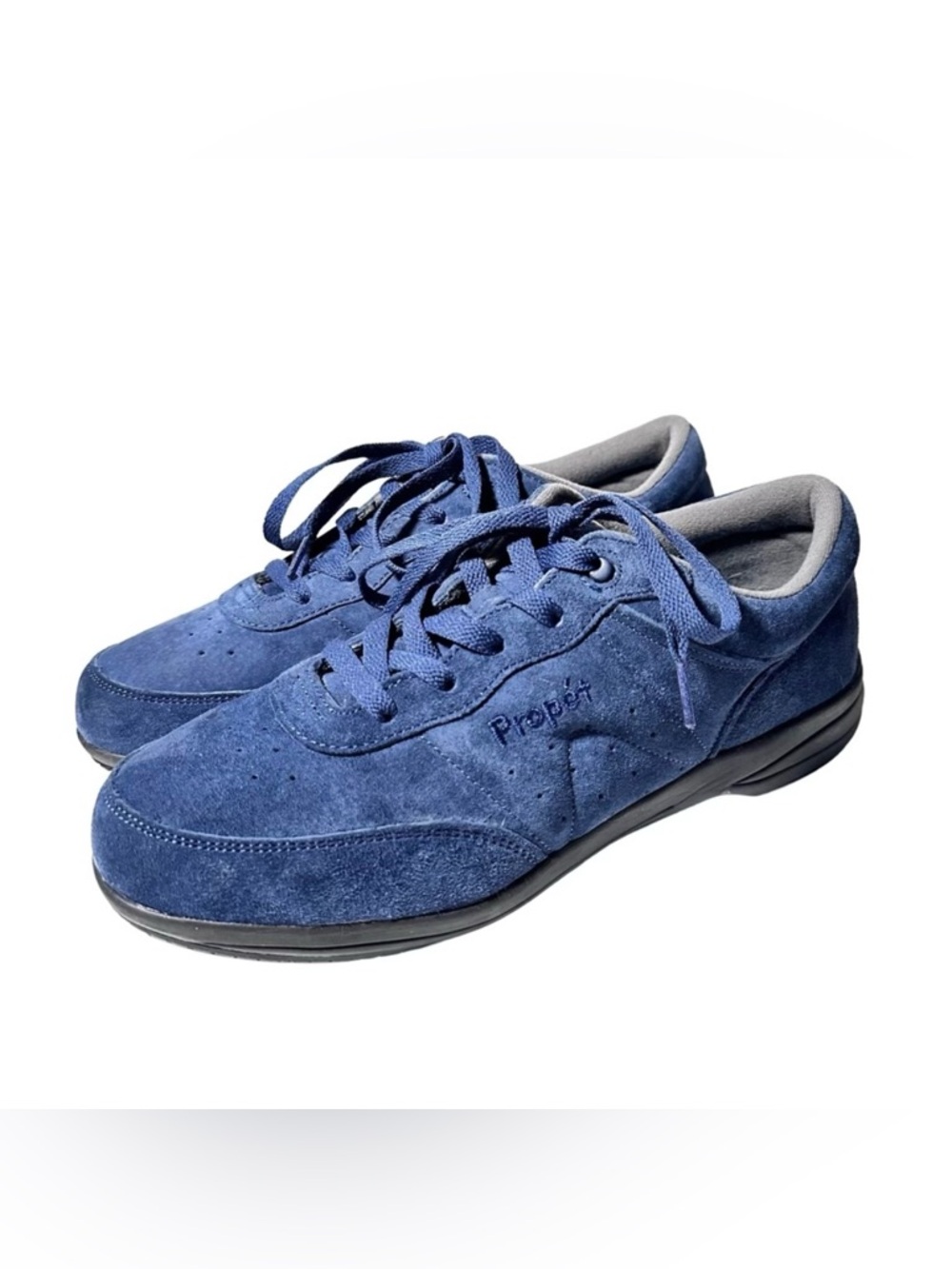 Shoes - Picture 2 of 16